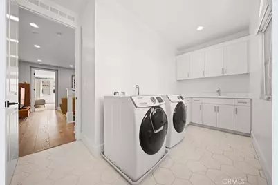 90 Rockinghorse, Irvine, CA 92602 - Photo 18