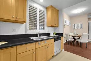 53 N Oak Ave, Pasadena, CA 91107 - Photo 14