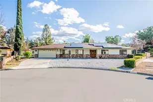 27307 Balboa Ct, Hemet, CA 92544 - Photo 2