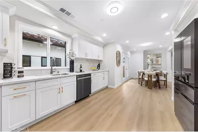 9040 Broadway, Temple City, CA 91780 - Photo 12