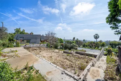 16625 Marquez Terrace, Pacific Palisades, CA 90272 - Photo 14