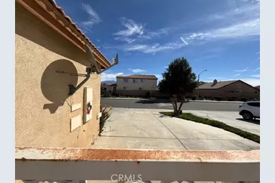 724 Grassy Meadow Drive, San Jacinto, CA 92582 - Photo 2