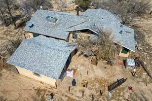 45200 Camelot Drive, Yermo, CA 92398 - Photo 4