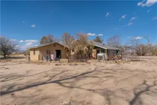 45200 Camelot Drive, Yermo, CA 92398 - Photo 6