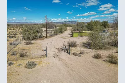 45200 Camelot Drive, Yermo, CA 92398 - Photo 20