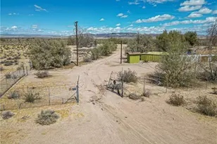 45200 Camelot Drive, Yermo, CA 92398 - Photo 20