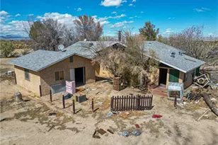 45200 Camelot Drive, Yermo, CA 92398 - Photo 18