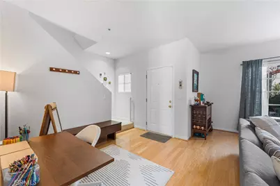 392 S Marengo #105, Pasadena, CA 91101 - Photo 2