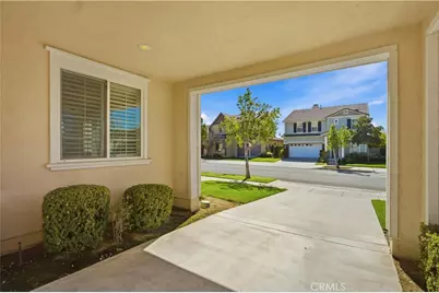 653 E Gardenia Drive, Azusa, CA 91702 - Photo 4