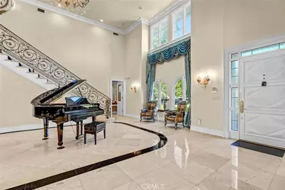 2290 Lombardy, San Marino, CA 91108 - Photo 6