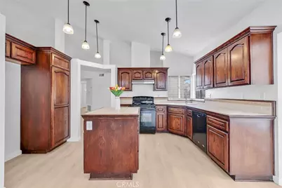 10561 Mendoza, Moreno Valley, CA 92557 - Photo 12