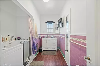 1637 W 37th Street, Los Angeles, CA 90018 - Photo 22