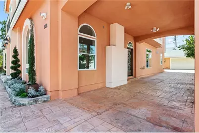 801 S Michillinda, Pasadena, CA 91107 - Photo 38