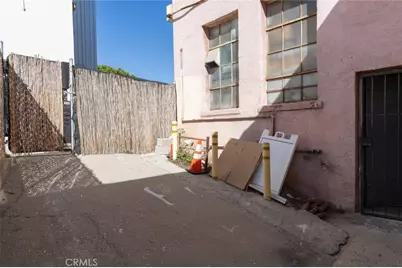 414 6th St, San Pedro, CA 90731 - Photo 12