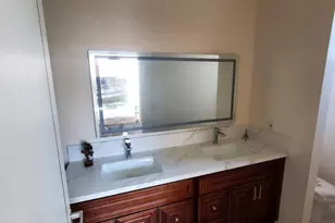 3765 Globe, Los Angeles, CA 90066 - Photo 16