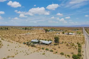 13384 Sheep Creek Rd, Phelan, CA 92371 - Photo 4