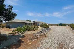 13384 Sheep Creek Rd, Phelan, CA 92371 - Photo 6