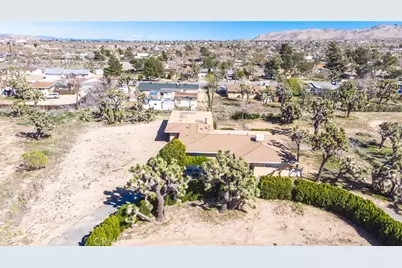 7411 Joshua Ln, Yucca Valley, CA 92284 - Photo 28