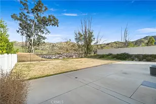 8044 Country Mile Ln, Riverside, CA 92507 - Photo 32