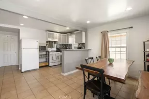 672 E 112th St, Los Angeles, CA 90059 - Photo 2