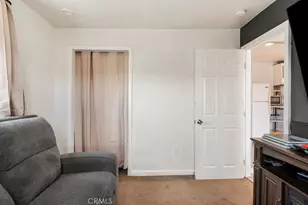 672 E 112th St, Los Angeles, CA 90059 - Photo 12