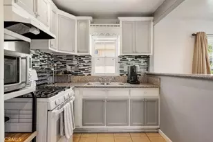 672 E 112th St, Los Angeles, CA 90059 - Photo 8