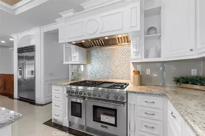 3255 Lombardy, Pasadena, CA 91107 - Photo 10