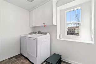 16746 Stags Leap, Fontana, CA 92336 - Photo 32