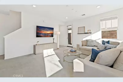 16746 Stags Leap, Fontana, CA 92336 - Photo 6