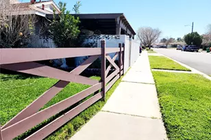 45428 13th, Lancaster, CA 93534 - Photo 2