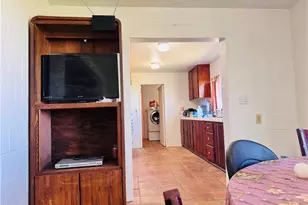 9616 Schlitz, Phelan, CA 92371 - Photo 10