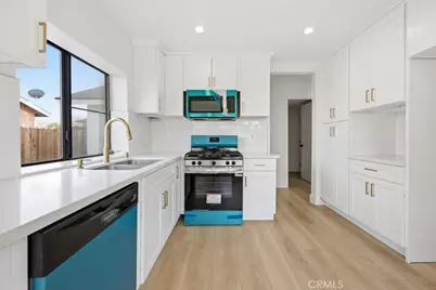 647 E Jenner Street, Lancaster, CA 93535 - Photo 8