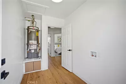 832 W 98th, Los Angeles, CA 90044 - Photo 18