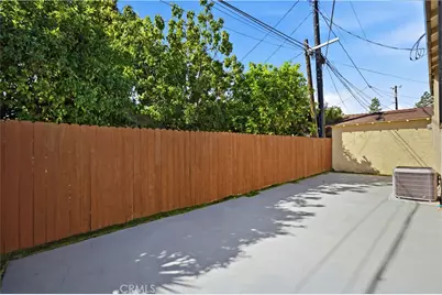 832 W 98th, Los Angeles, CA 90044 - Photo 22