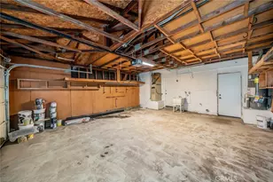 12013 Rockridge, Fontana, CA 92337 - Photo 36