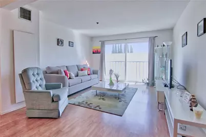 24410 Crenshaw Boulevard #111, Torrance, CA 90505 - Photo 4