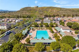 22588 Lamplight, Saugus, CA 91350 - Photo 40