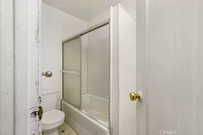 2514 Exposition, Los Angeles, CA 90018 - Photo 18