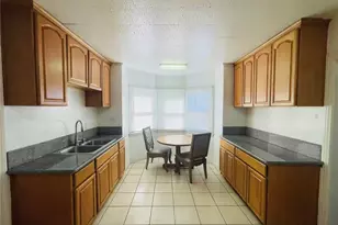 266 N Wilson Ave, Pasadena, CA 91106 - Photo 6