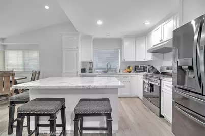 959 Kenwood, Upland, CA 91784 - Photo 10