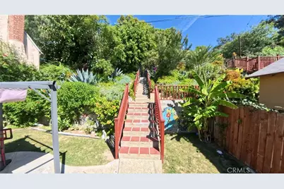 641 Sunnyhill Drive, Los Angeles, CA 90065 - Photo 20
