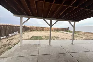 16433 Salinas St, Victorville, CA 92394 - Photo 2