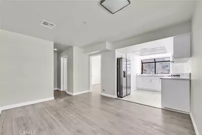 105 S Marguerita Avenue #F, Alhambra, CA 91801 - Photo 4