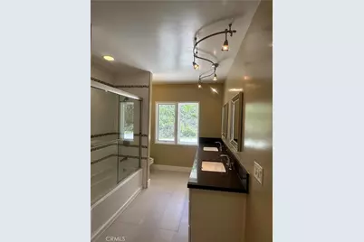 60 Crest Road, Rolling Hills, CA 90274 - Photo 12