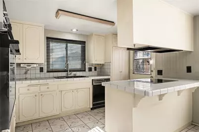 1343 E Fernrock, Carson, CA 90746 - Photo 10