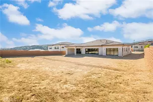 12060 Red Hawk Ln, Porter Ranch, CA 91326 - Photo 42