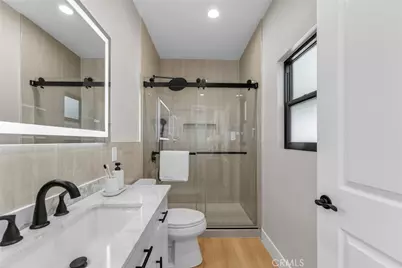 141 S Roosevelt Avenue, Pasadena, CA 91107 - Photo 38