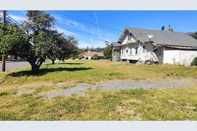 425 E 24th, Upland, CA 91784 - Photo 60