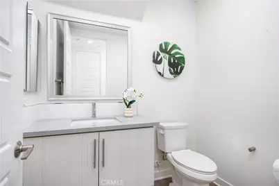 109 Newall, Irvine, CA 92618 - Photo 6