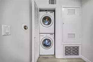 1133 S Hoover St, Los Angeles, CA 90006 - Photo 8